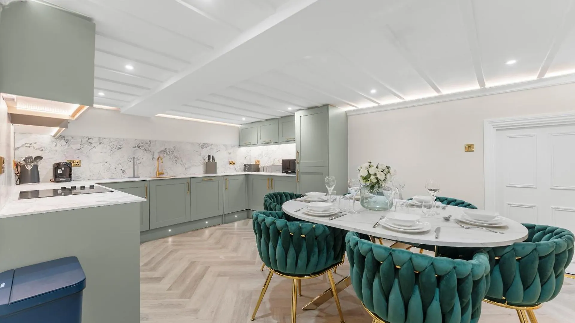 5 Star Lux Abode In Central Bath - Games Room